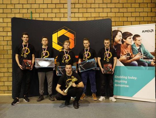 Podsumowanie SUPER GAME e-sport w Oławie