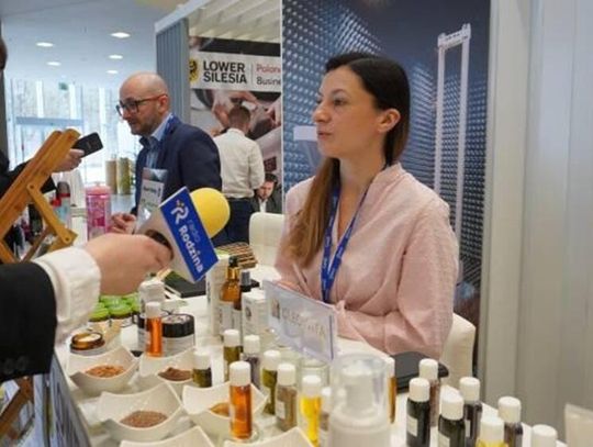 Anna Chmielowiec z Milicza z firmy Olewita Oil nie tylko reklamowała naturalne produkty swojej firmy, ale i zachęcała do odwiedzin Doliny Baryczy.